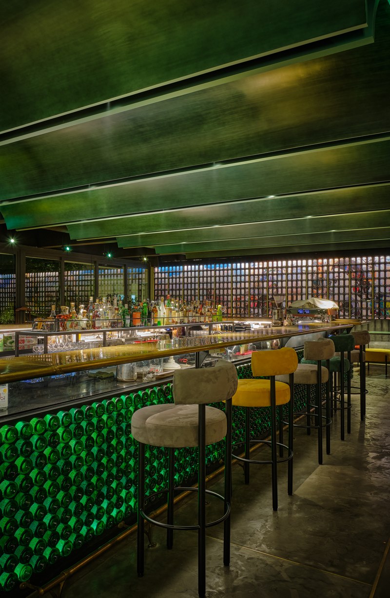 Bar Space